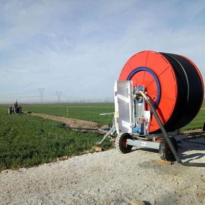 Einfache Bedienung Landwirtschaftliche Boom-Schlauch-Roll-Bewässerungsmaschine für Landbetrieb