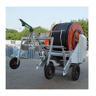 Metallische Bewässerungsanlage für landwirtschaftliche Betriebe Schlauchspülmaschine mit 75 cm Durchmesser und Metallkonstruktion