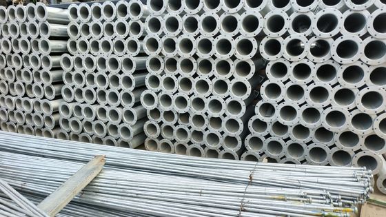 Dauerhafte 2024 Automatische Motorzentrum Dreh- und Linienbewässerungssystem Zwischenrohr galvanisiert für die Landwirtschaft