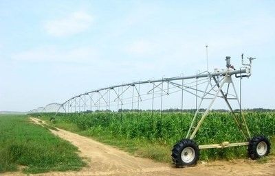 Präzisionsbewässerung mit einfacher Seitenbewegung Bewässerung für Wasser-Smart-Landwirtschaft 3800 KG