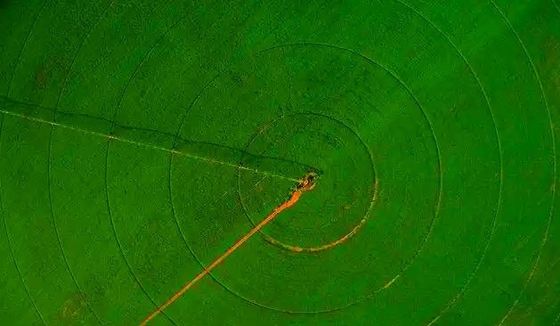 Die ultimative Wasserersparnislösung für landwirtschaftliche Betriebe und Restaurants