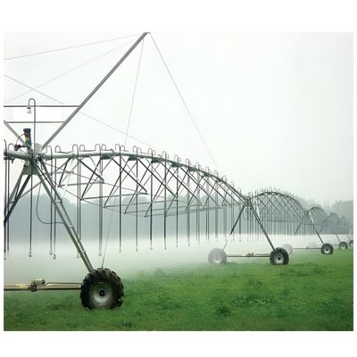 Verbessern Sie Ihre landwirtschaftliche Effizienz mit unserem automatischen Bewässerungssystem für Landwirtschaft Metallzentrum Dreh- und Seitenbewegung