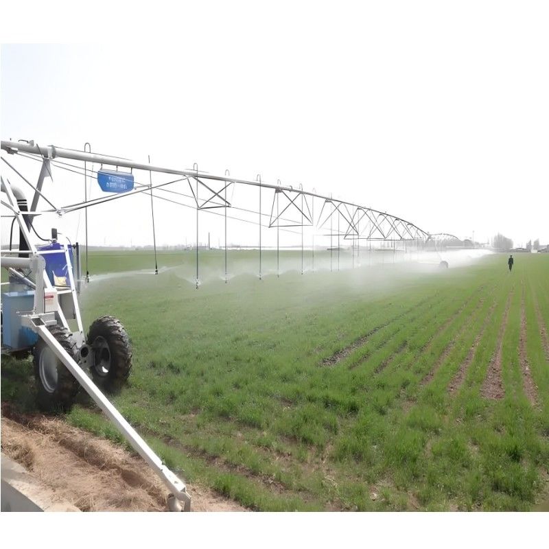 Seitenbewegliche Sprinklermaschine Langlebige Landwirtschaft Translationssprinkler Bewässerungsleitung mit 4000 KG Ladekapazität