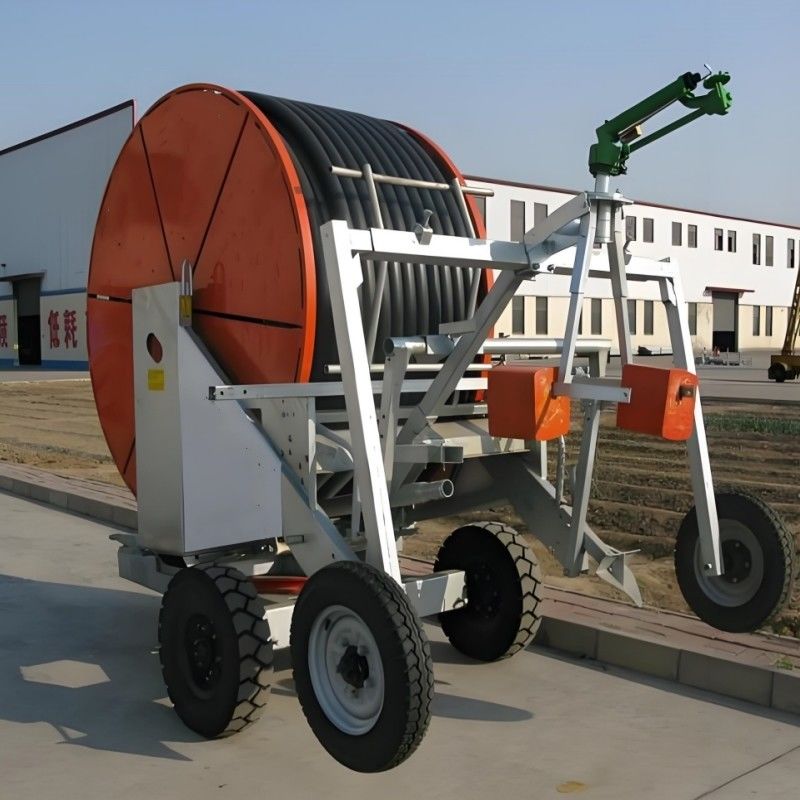 Große Regenpistole Wasserrad Landwirtschaftslandwirtschaftliche Bewässerungssysteme Motor mit Edelstahlschlauch Winder Roller Reel